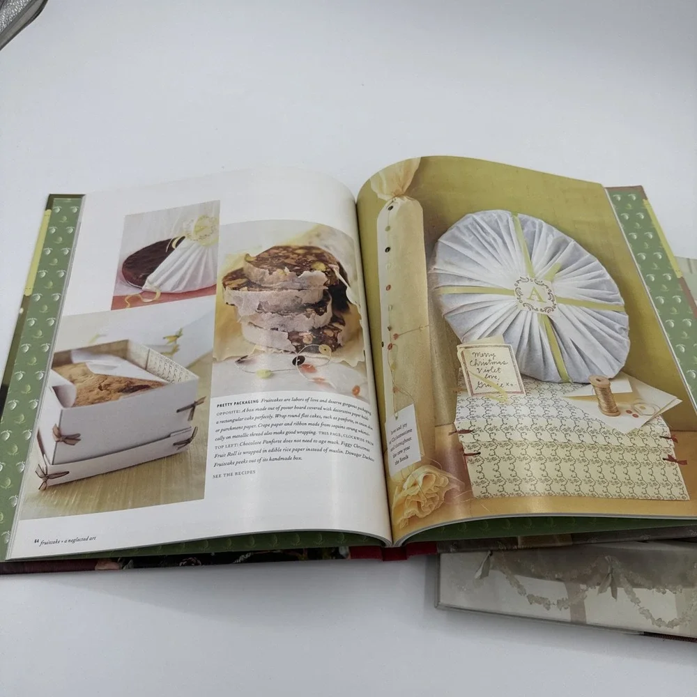 Lot Of 2 Christmas With Martha Stewart Living Classic Crafts & Recipes Holidays